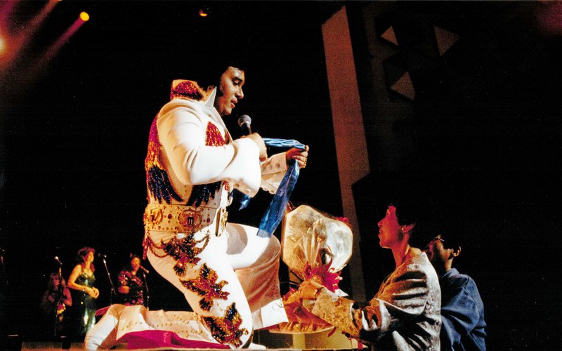 Elvis Presley Jr wedding performer show inside 360 projection dome